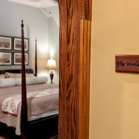Gothic Heights Inn Clifton Heights Екстериор снимка