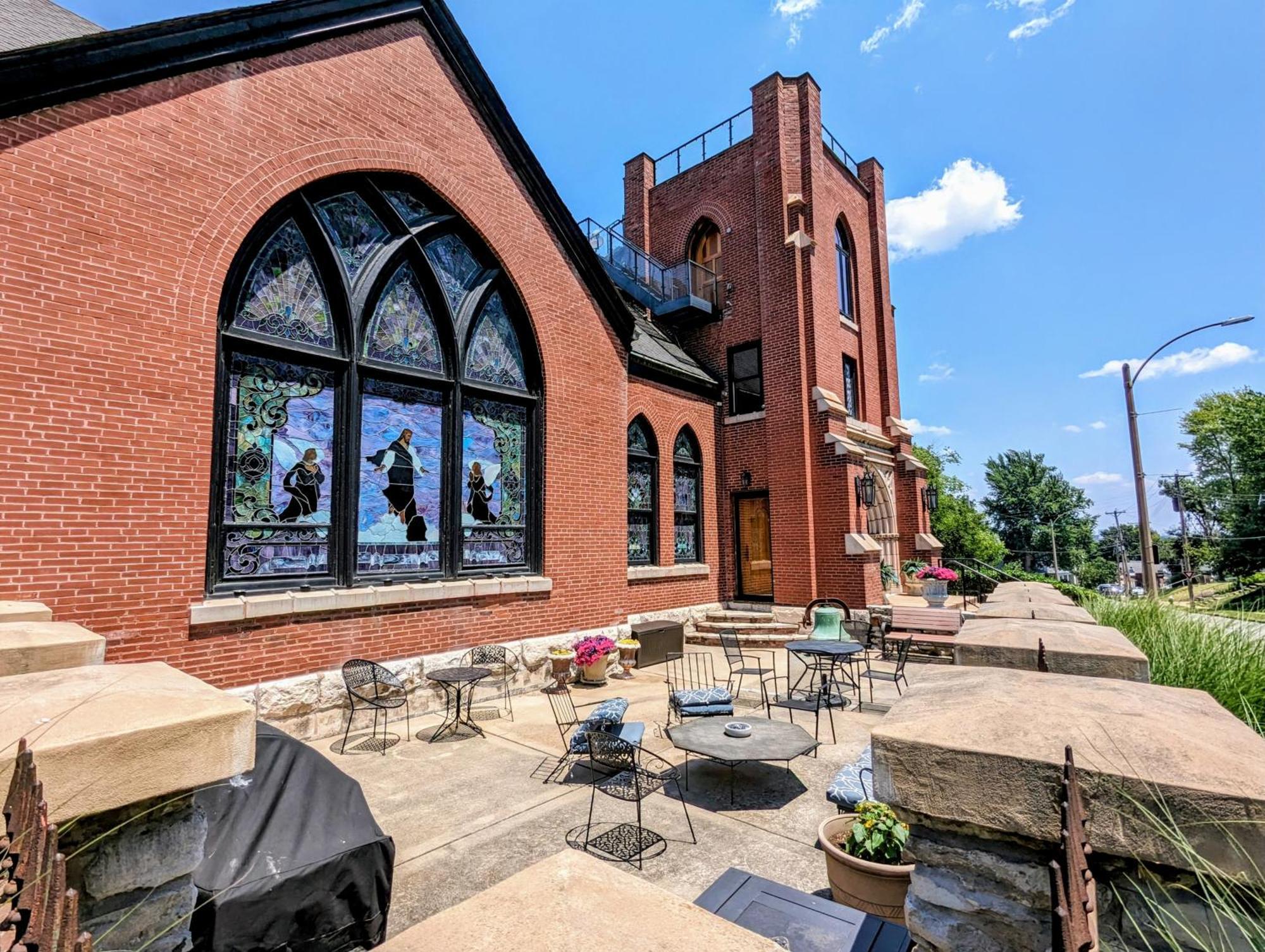 Gothic Heights Inn Clifton Heights Екстериор снимка